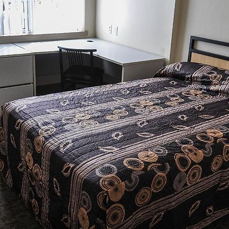 Residence & Conference Centre - Kitchener-Waterloo Экстерьер фото