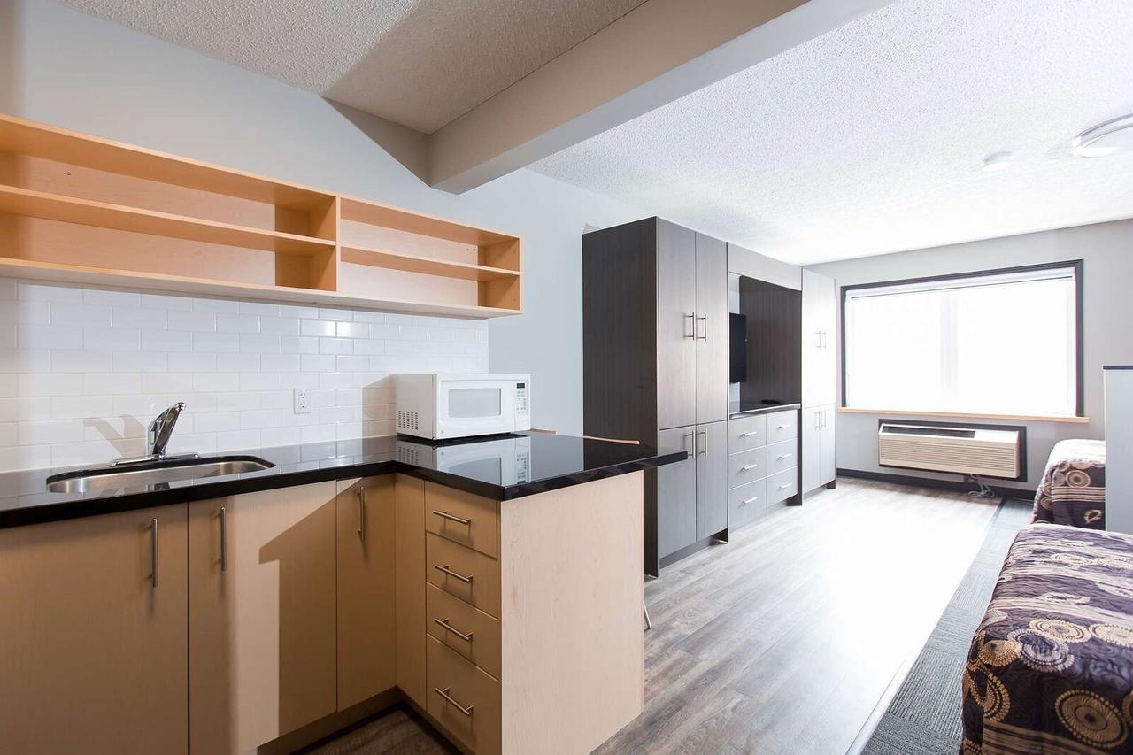 Residence & Conference Centre - Kitchener-Waterloo Экстерьер фото