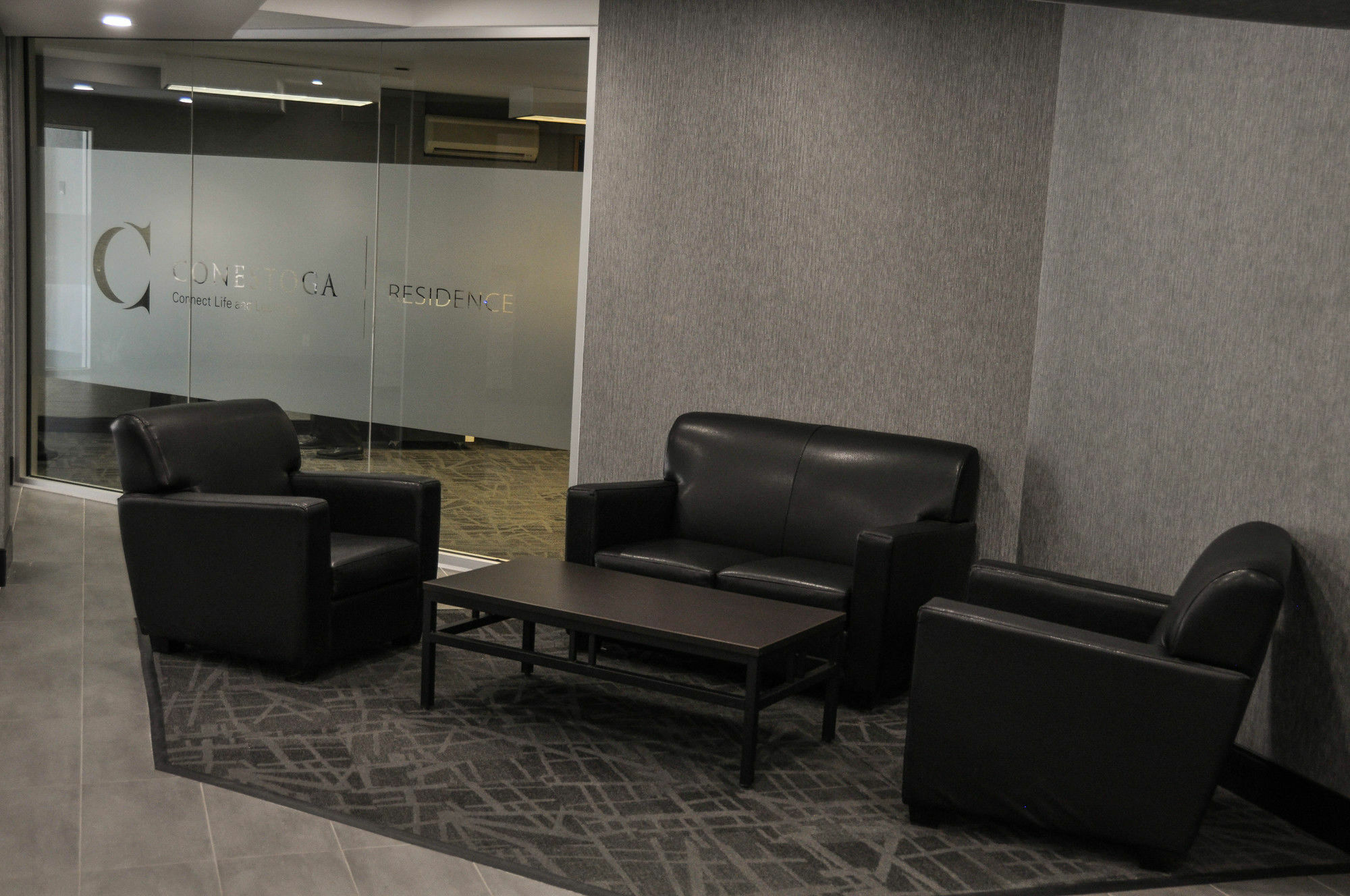 Residence & Conference Centre - Kitchener-Waterloo Экстерьер фото